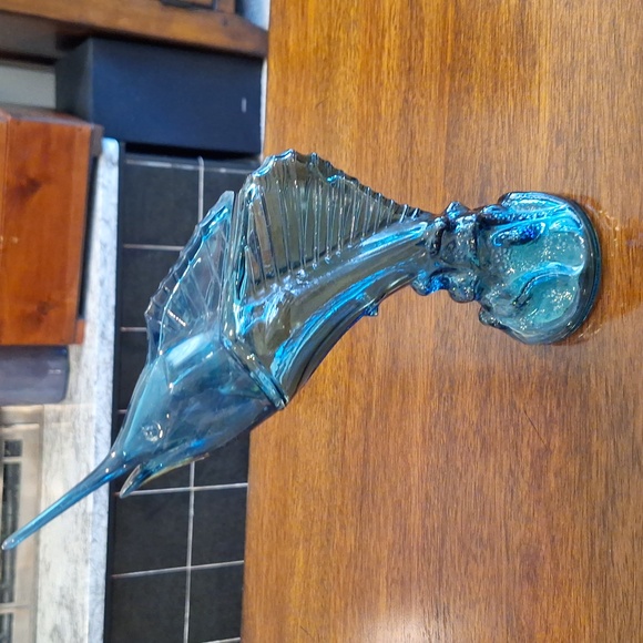 Avon Sea Trophy Windjammer 5.5 oz. After Shave Decanter - Picture 1 of 4